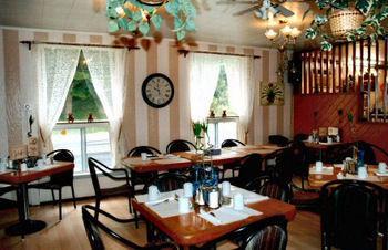 Traveller'S Motel Пари Саунд Екстериор снимка